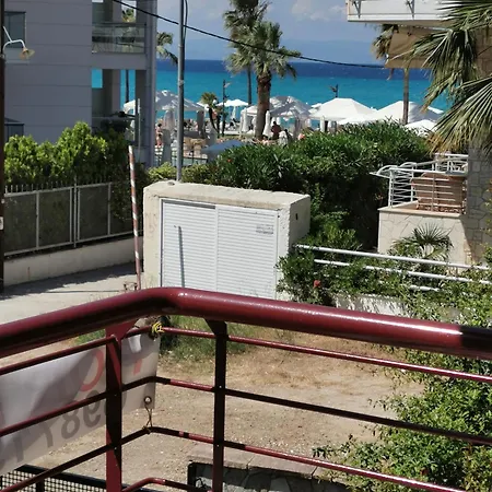 Purple_rose_apartment בית נופש